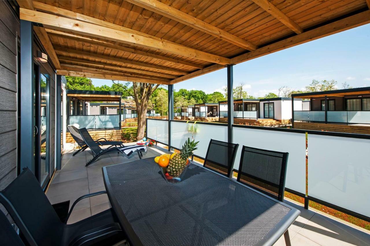 Eurocamp Mobile Homes At Fkk Nudist Campsite Solaris Tar-Vabriga Eksteriør bilde