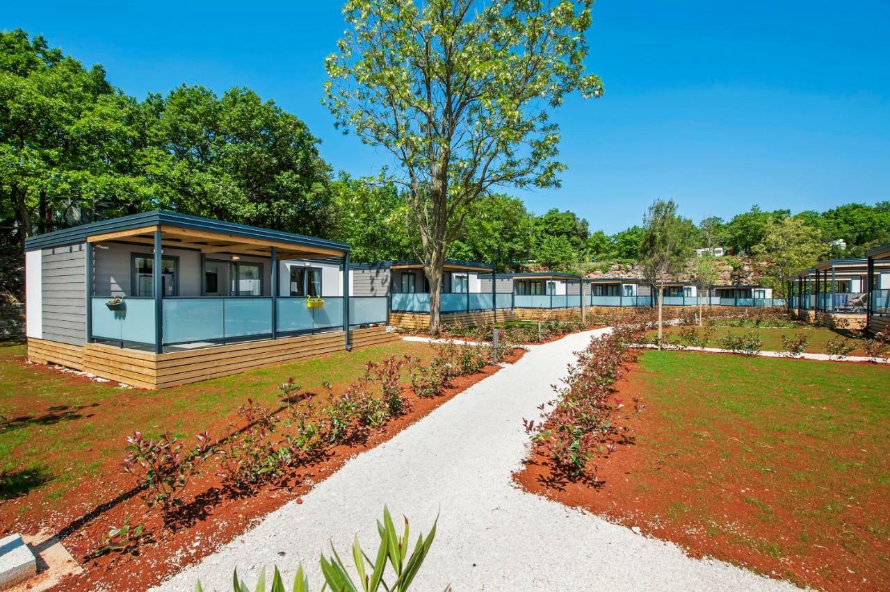 Eurocamp Mobile Homes At Fkk Nudist Campsite Solaris Tar-Vabriga Eksteriør bilde
